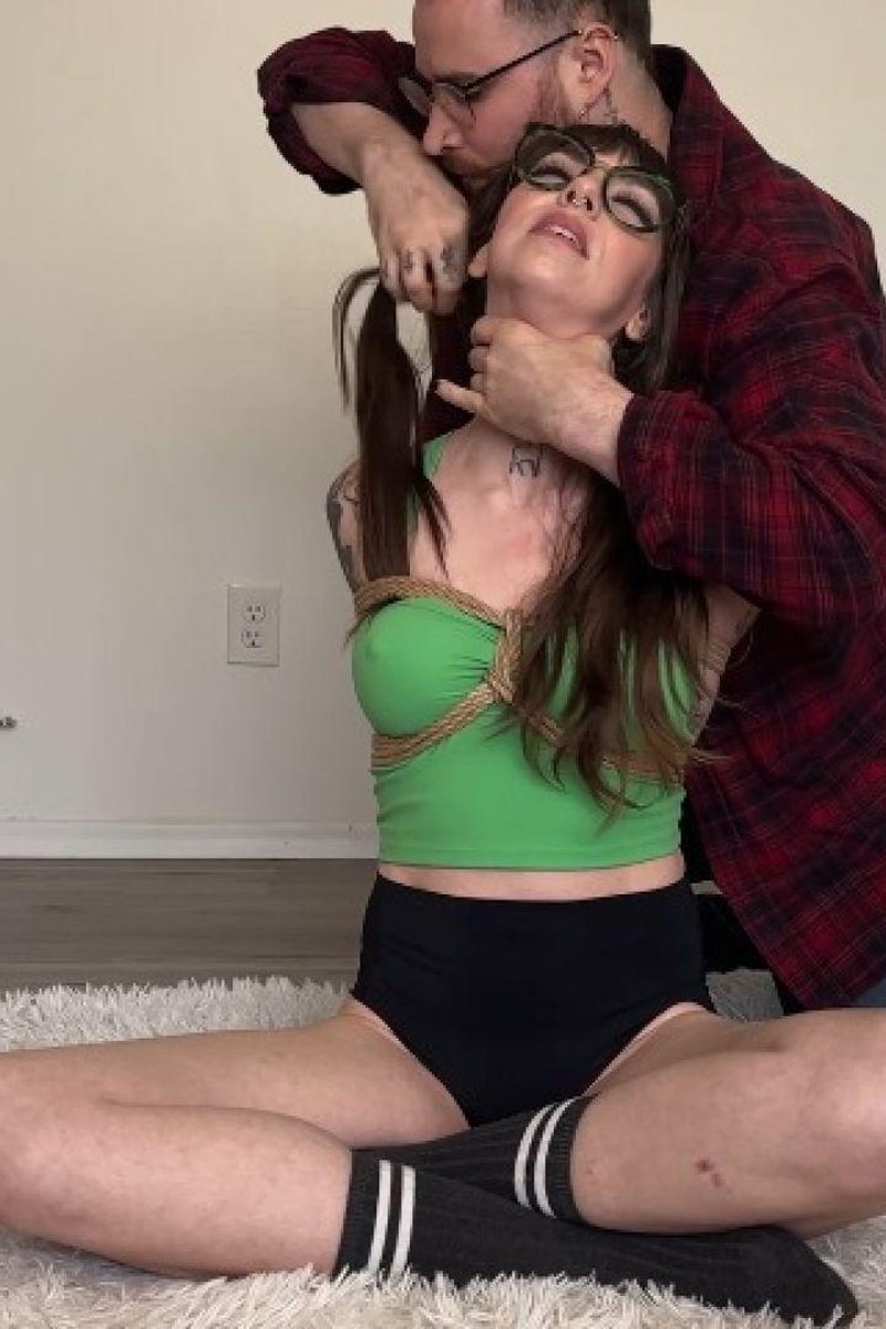 Session 39 Part 1 With Knottydevil - Screenshot 1 of 4 - BDSM