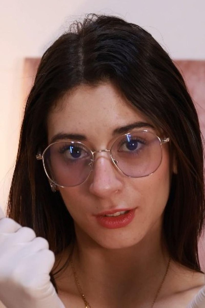 ASMR Gloves - Screenshot 1 of 4 - Face Fetish