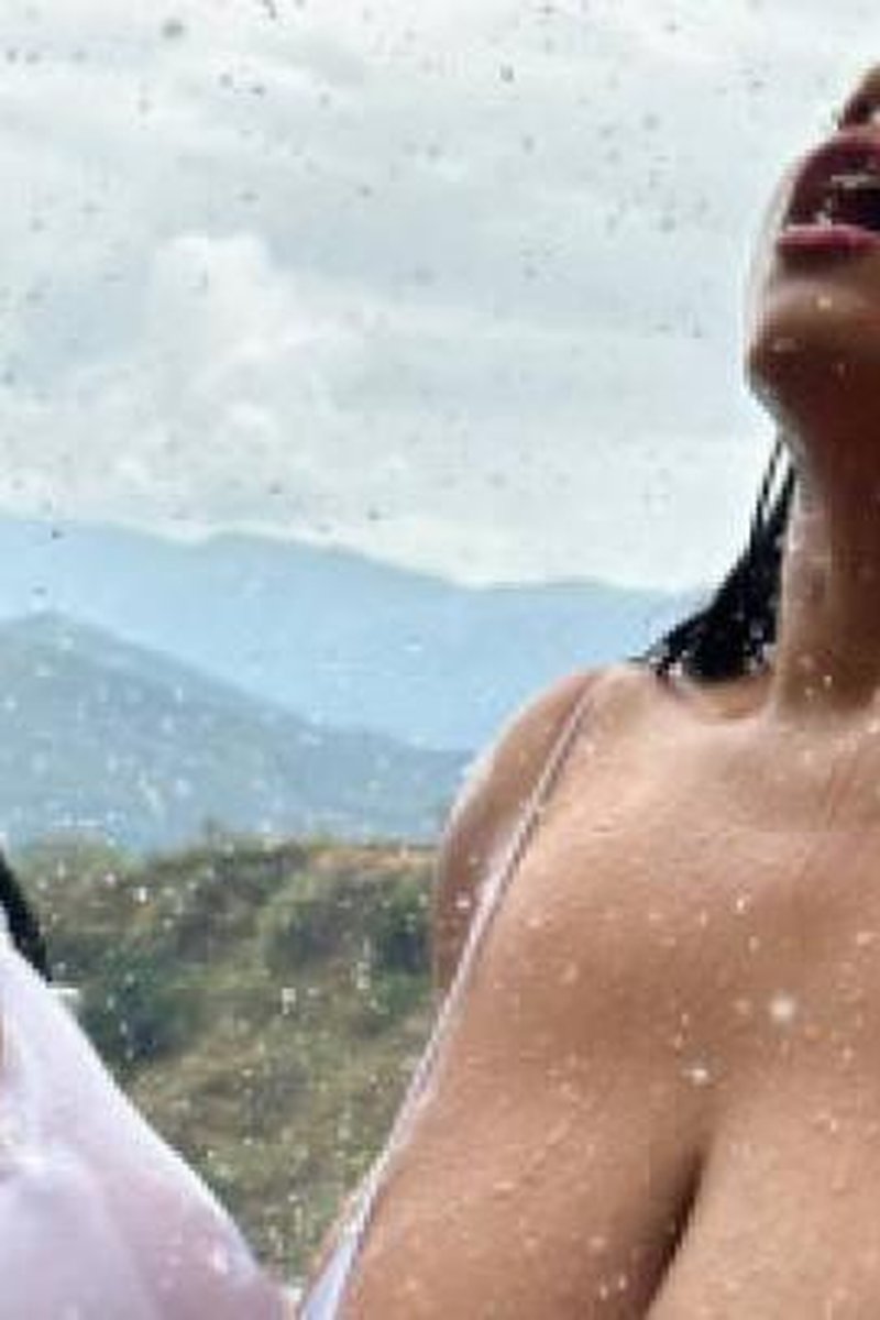 Rain Dance - Screenshot 1 of 4 - Ass Fetish