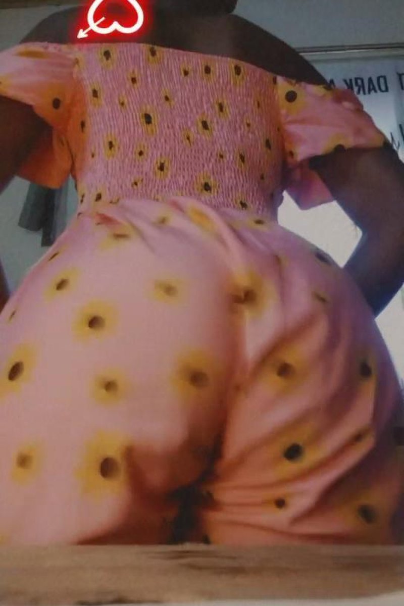 TP-manyvidsyourafricangoddess-massive-african-goddess-twerking-above-you