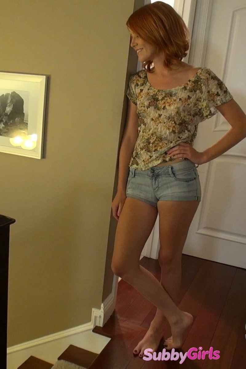 #41 - Screenshot 1 of 4 - Elle Alexandra