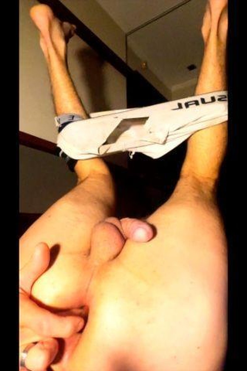Playing With Cold Cherries - Screenshot 1 of 4 - Anal