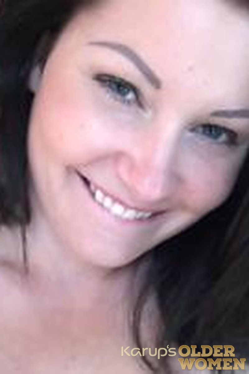 Diana Paramour - Screenshot 1 of 4
