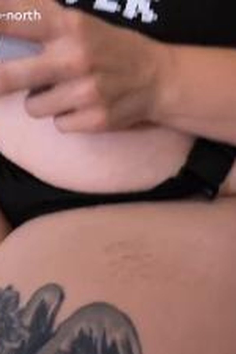 Gamer Girlfriend Feedee And Feeder Roleplay Featuring Softestzee - Screenshot 1 of 4 - BBW