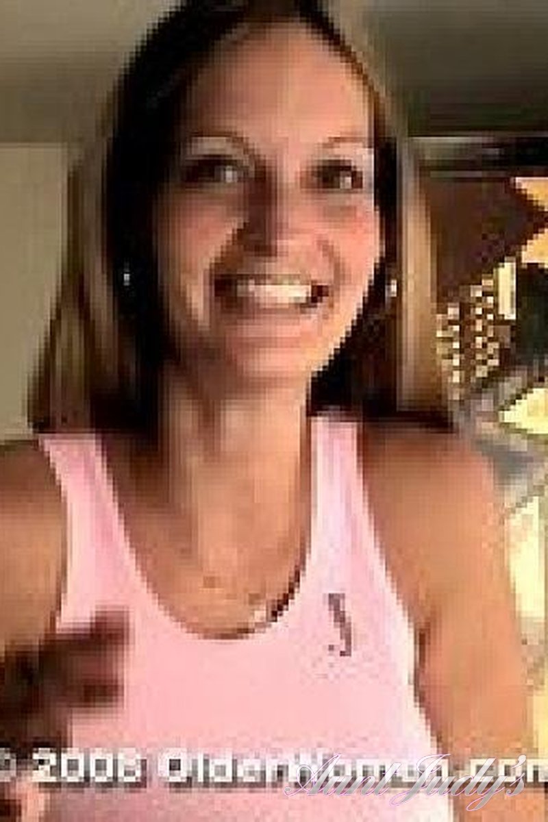 6 Clips - Screenshot 1 of 4 - Isabell Isa031