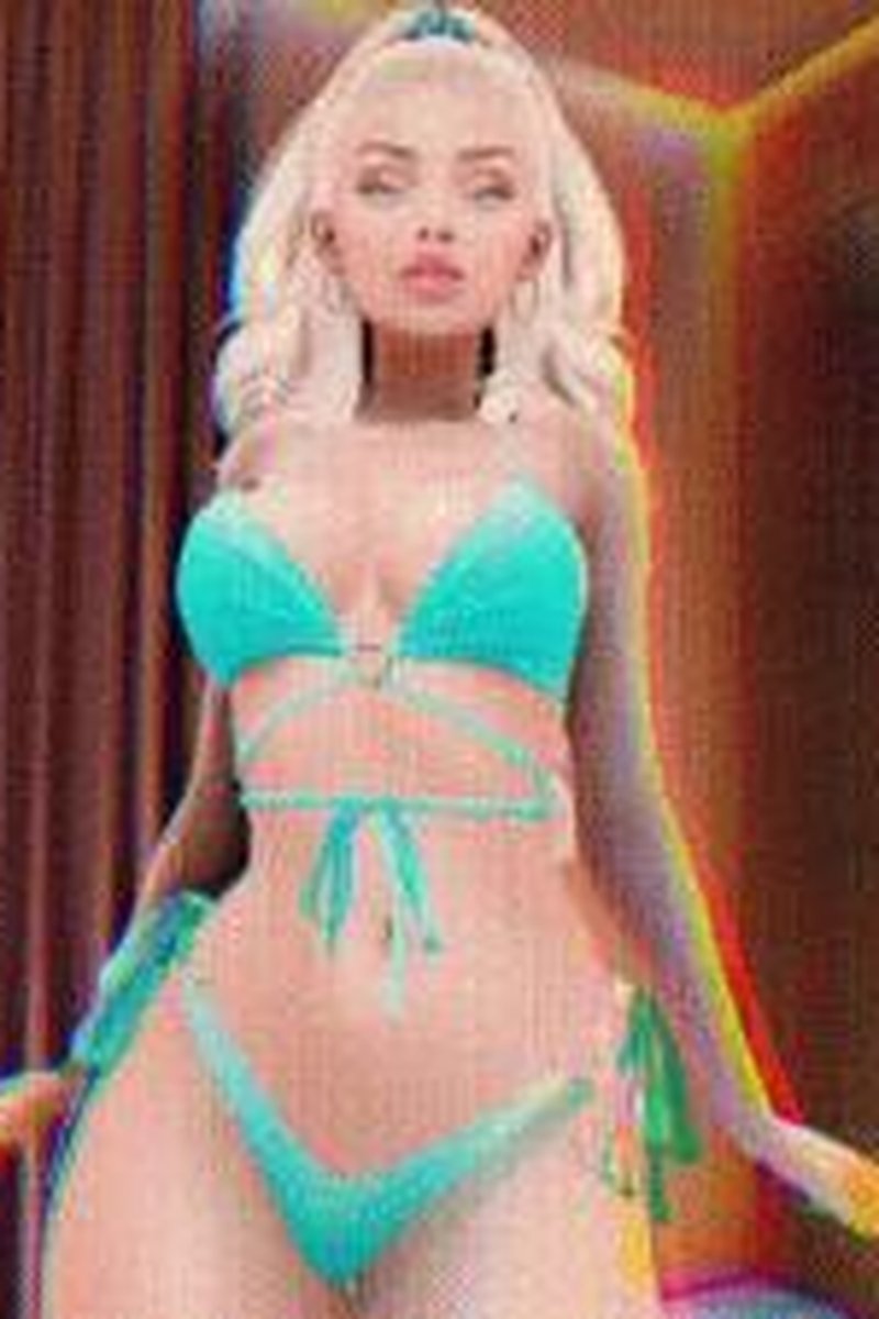 Mindless Wishlist Bitch - Screenshot 1 of 4 - Ass Worship