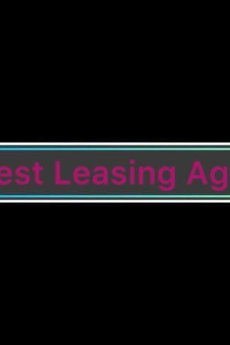 Leasing Agent - Screenshot 1 of 4 - Big Tits