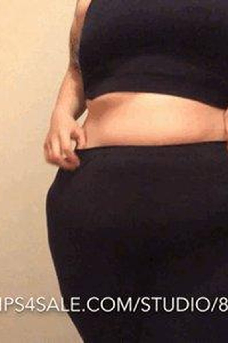 BBW Getting Dressed (Mp4) - Screenshot 1 of 4 - BBW