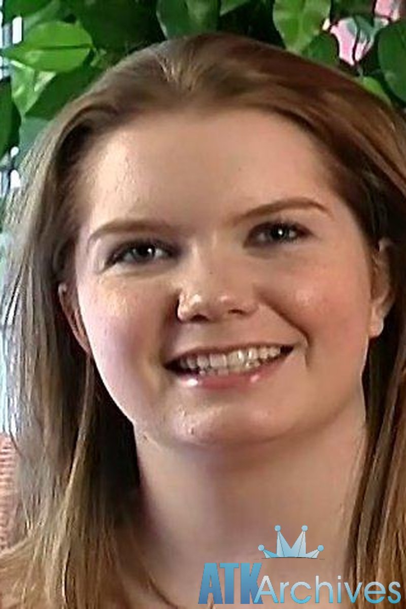 Lizzy - Interview - Screenshot 1 of 4 - Lizzy Liz019
