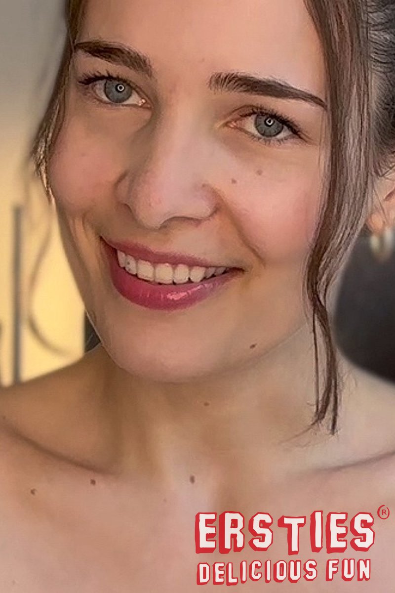 Action 1 - Screenshot 1 of 4 - Brown Hair