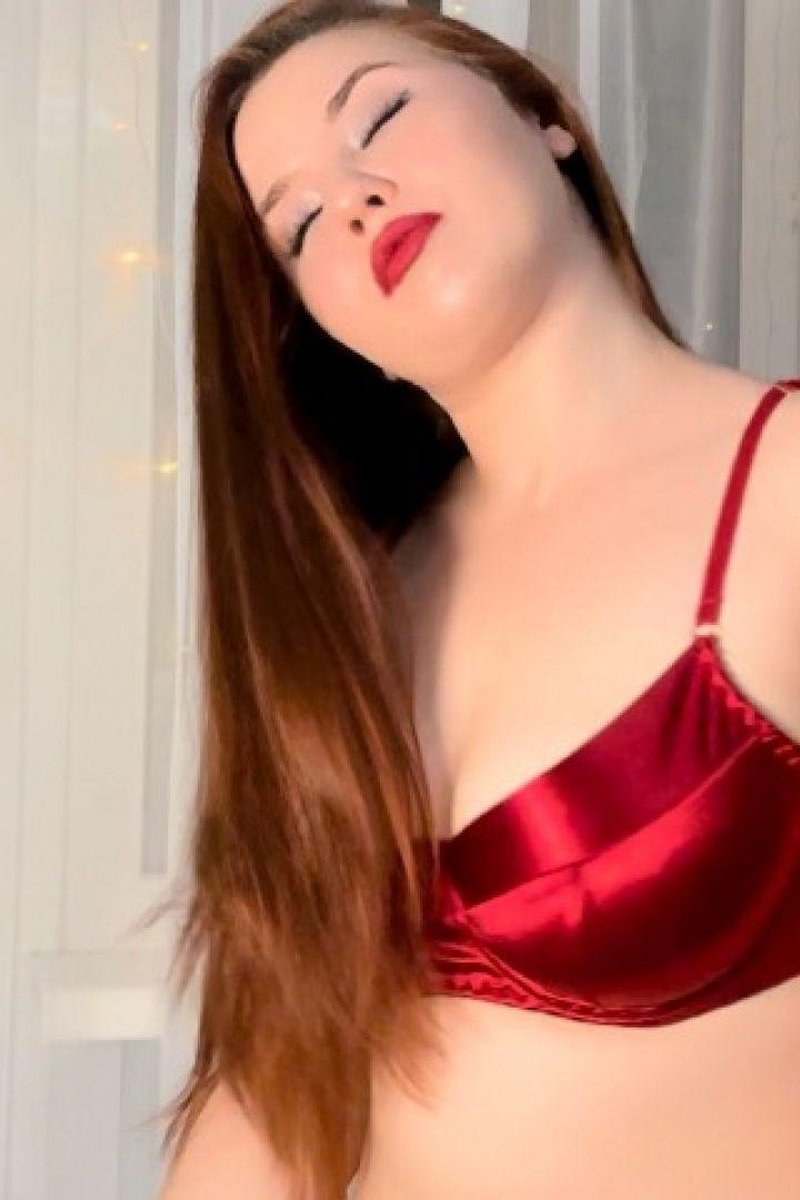 Ponytail Teasing - Screenshot 1 of 4 - Ass Fetish