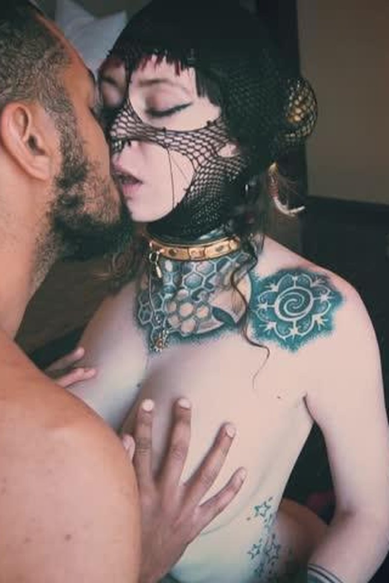 Intense Blow Job With Felix - Screenshot 1 of 4 - Blowjob
