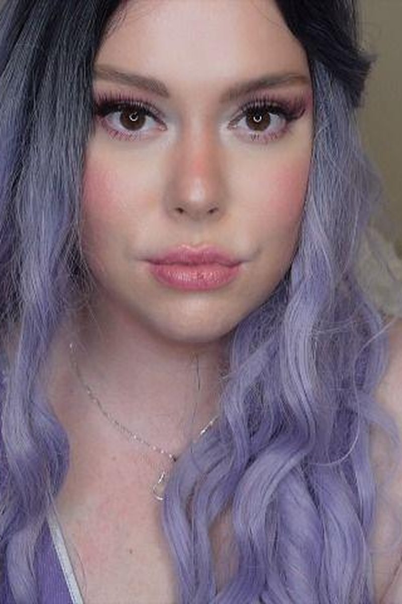 Indebted - Screenshot 1 of 4 - Domination