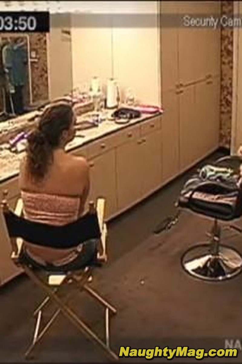 Kiki - Screenshot 1 of 4 - Amateur