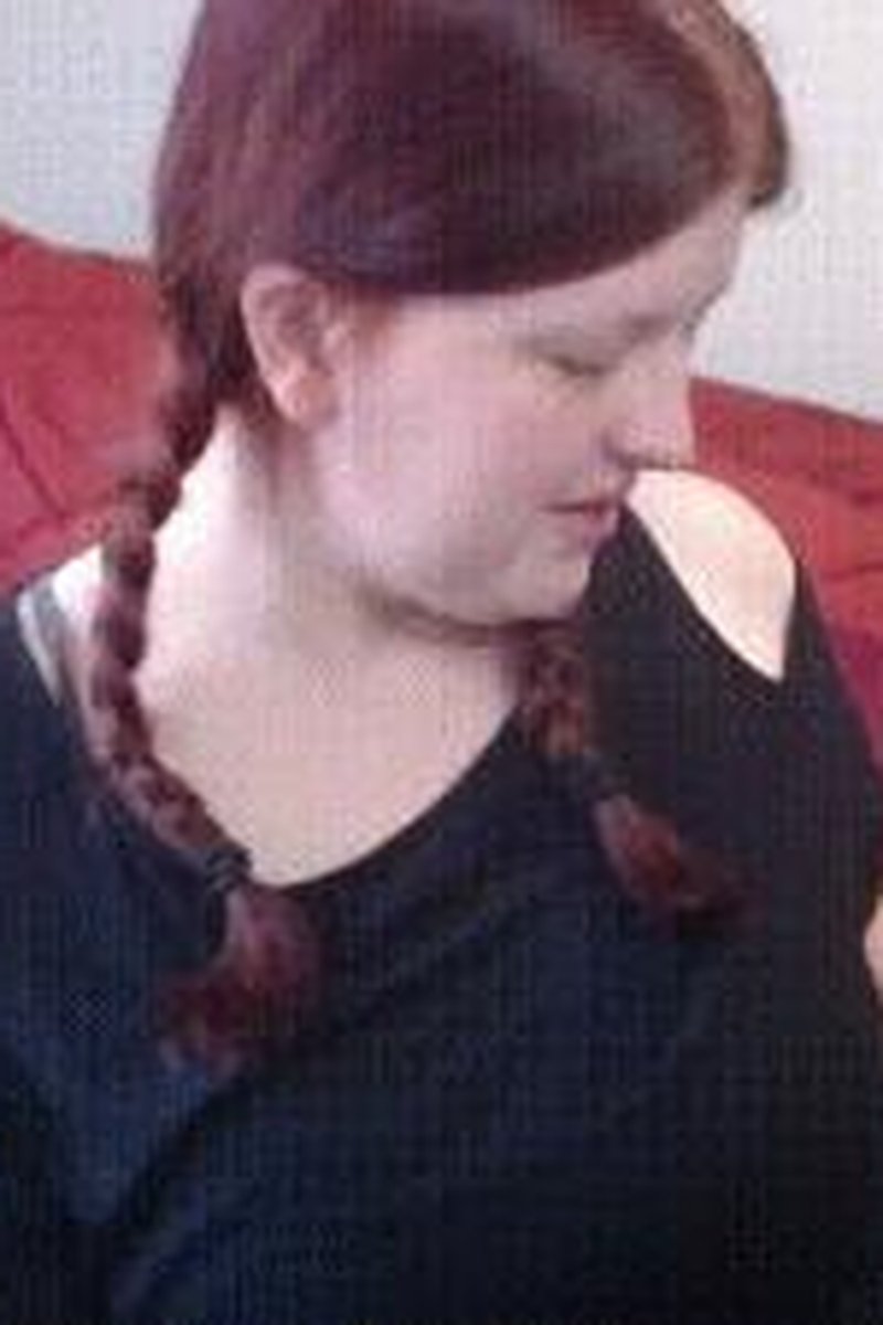 A Quicky Sissy Makeup Tutorial - Screenshot 1 of 4 - Encouraged Feminization