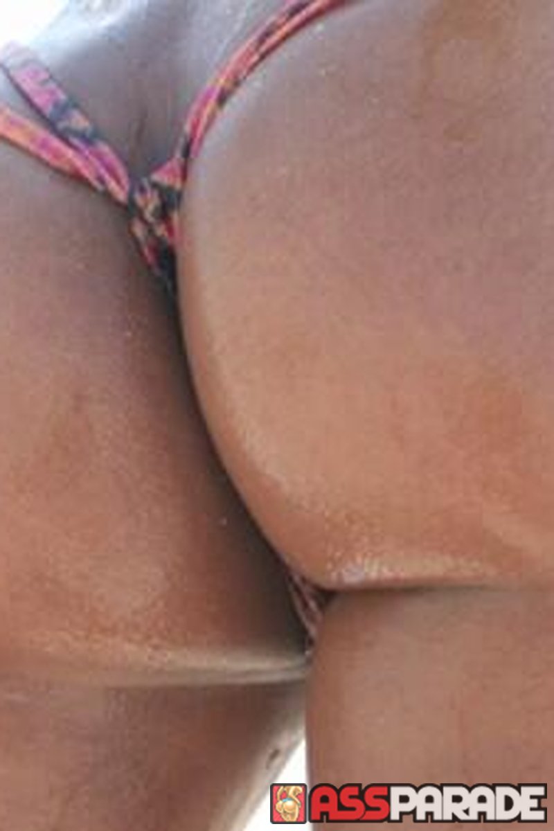 Beach Buns - Screenshot 1 of 4 - Amateur