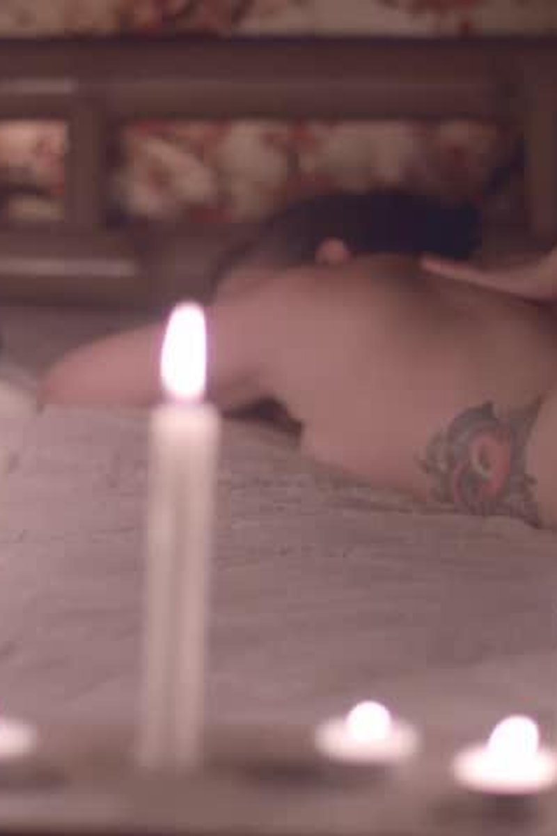 Soft Massage - Screenshot 1 of 4 - Blonde Hair (Female)