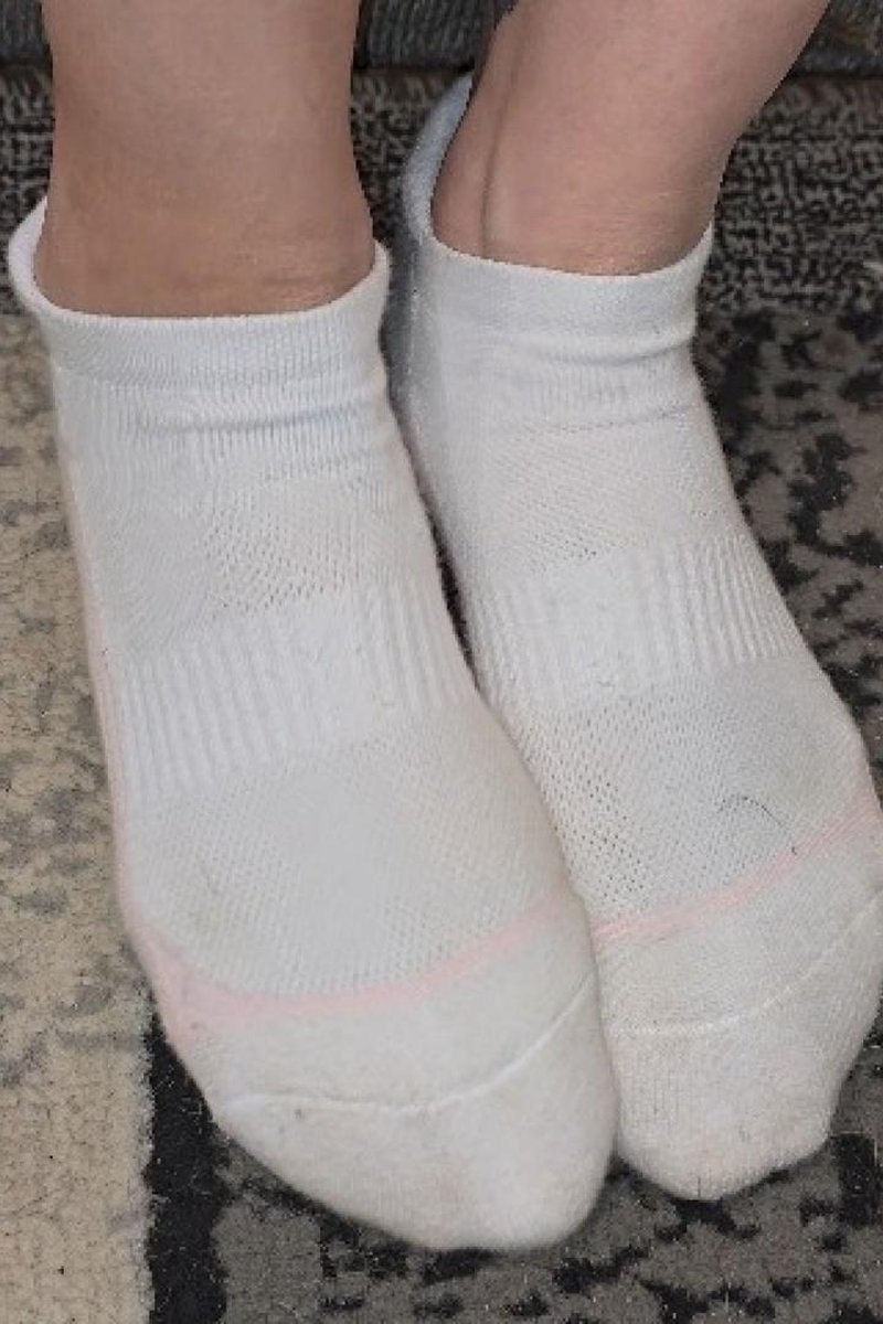 White Sockplay - Screenshot 1 of 4 - Sockplay
