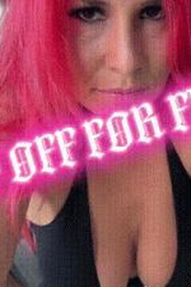 Rip Off For Fun - Screenshot 1 of 4 - Bitch