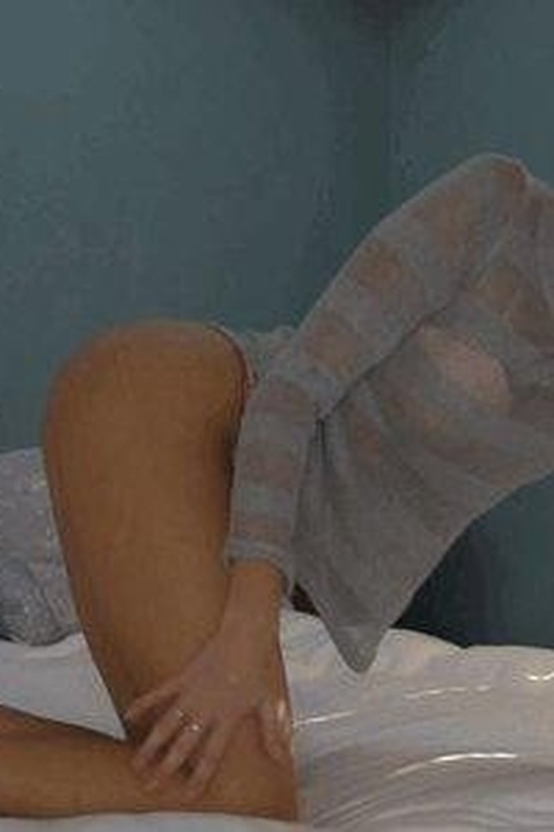 Bratty Bunny - Giggling to the Loser - Screenshot 1 of 4 - Cock Play
