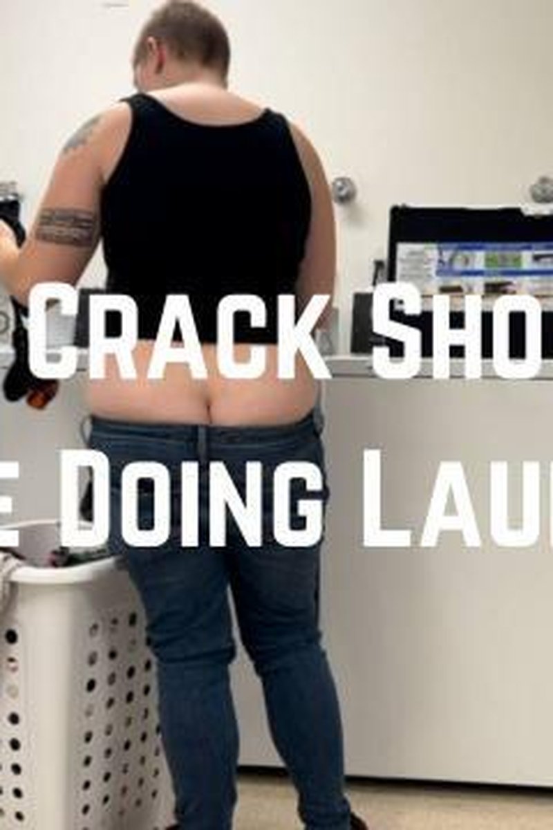 Laundry Butt Crack - Screenshot 1 of 4 - Ass Crack