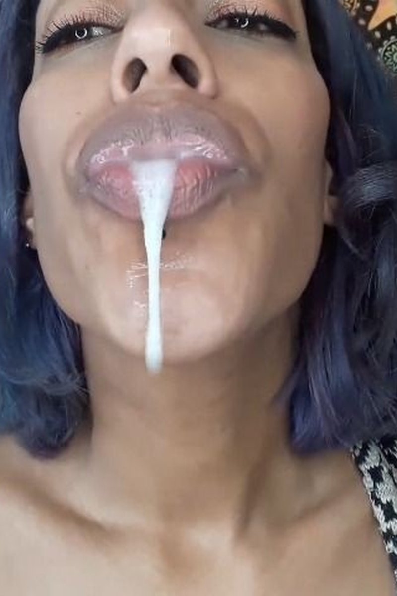 Spit Custom Clips - Screenshot 1 of 4 - Fetish