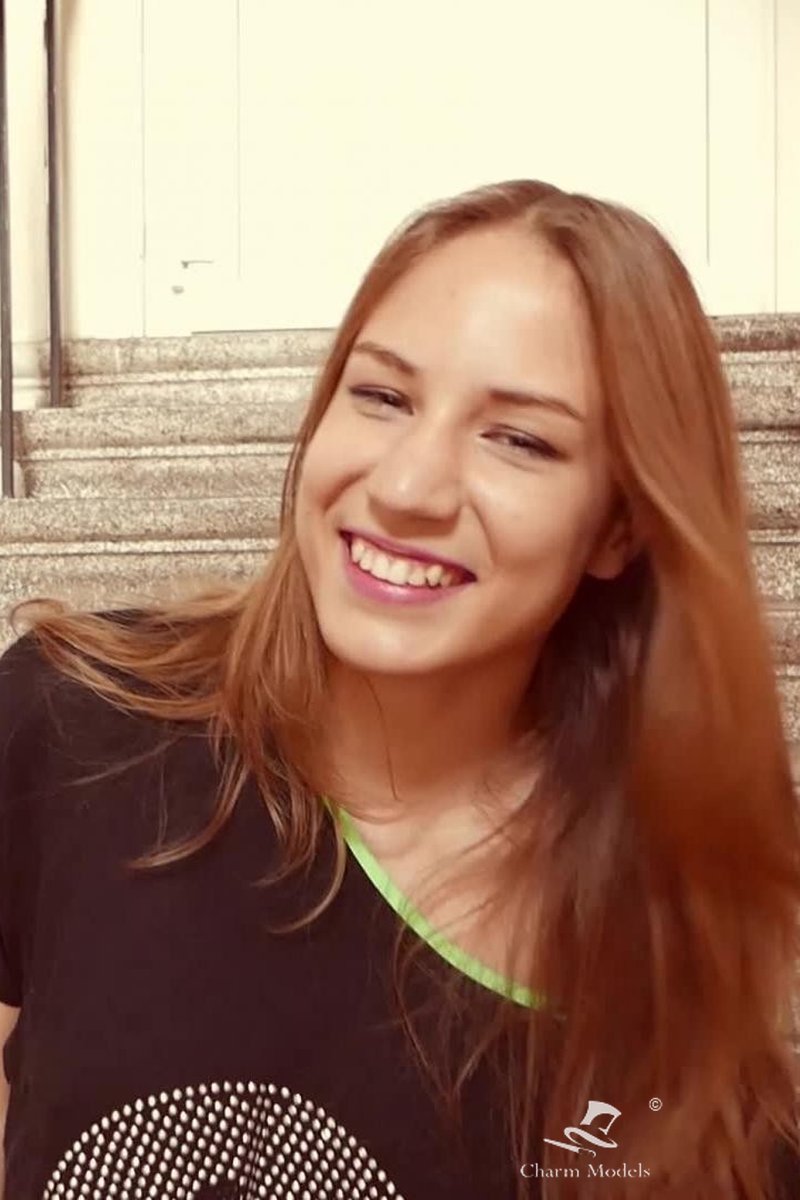 Amanda Harmony - Screenshot 1 of 4 - Glamour