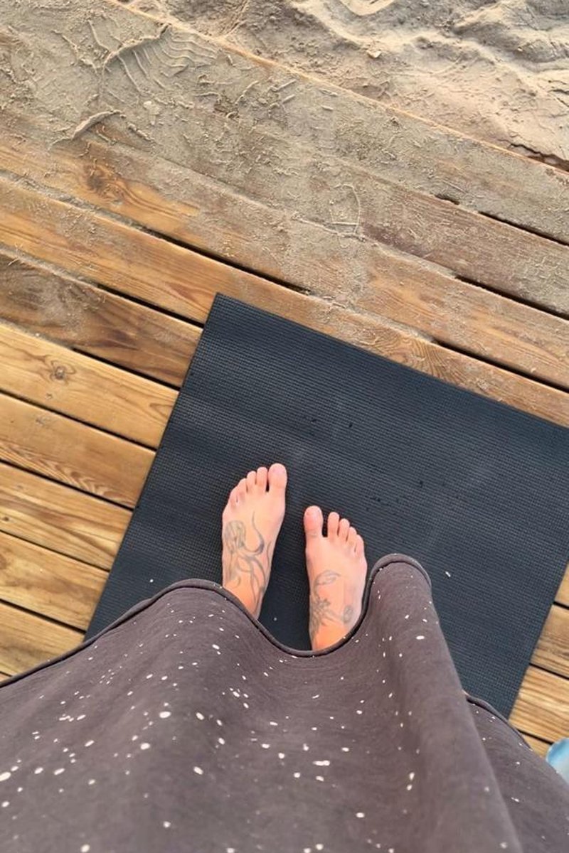 Sunshine - Screenshot 1 of 4 - Beach