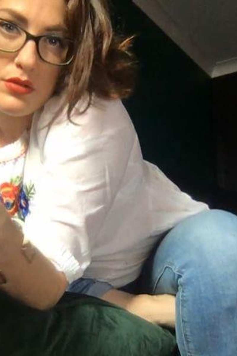 A Simple Task - Screenshot 1 of 4 - Casual Sex