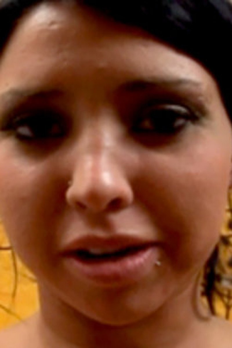 Codi Star - Screenshot 1 of 4 - Cum Swallowing