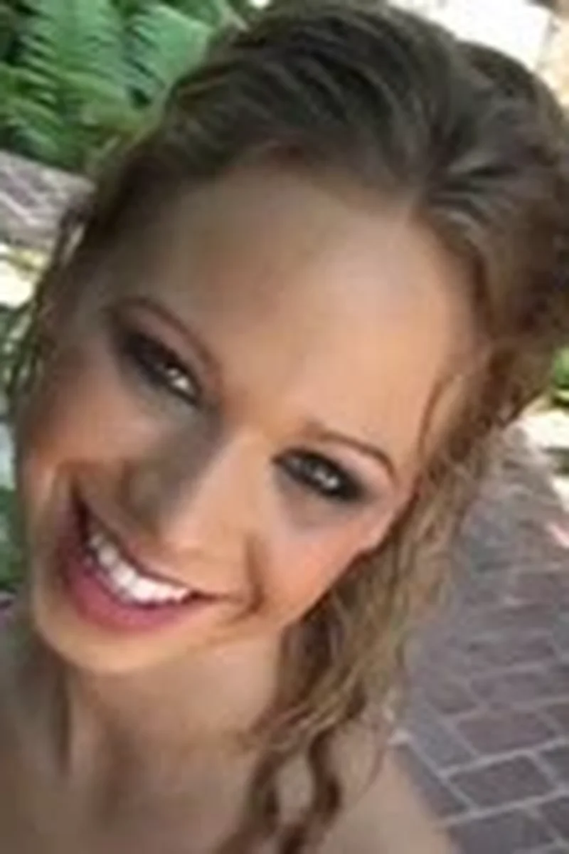 Hailey Bang - Screenshot 1 of 4 - Teen (18-22)