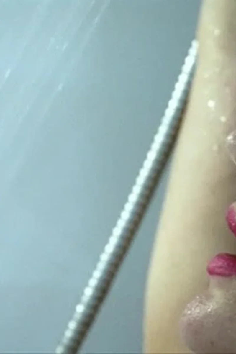 Medias Mojadas - Screenshot 1 of 4 - Andrea Garcia