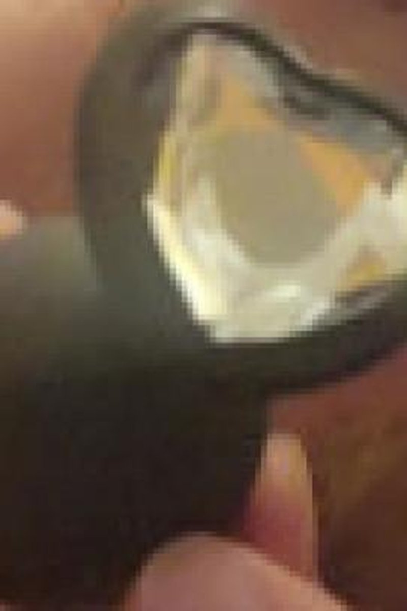 Anal Plug Insertion - Screenshot 1 of 4 - Anal