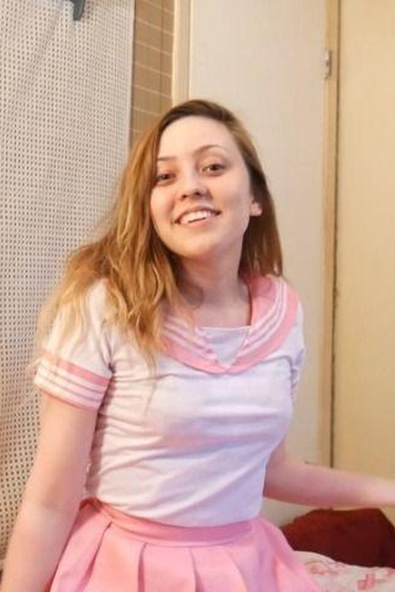 Caught Dancing - Screenshot 1 of 4 - Dancing