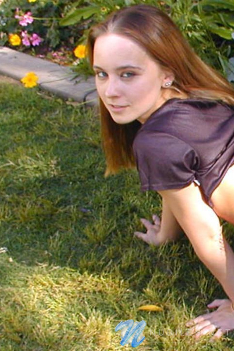 Fountain - Screenshot 1 of 4 - Blond Hair