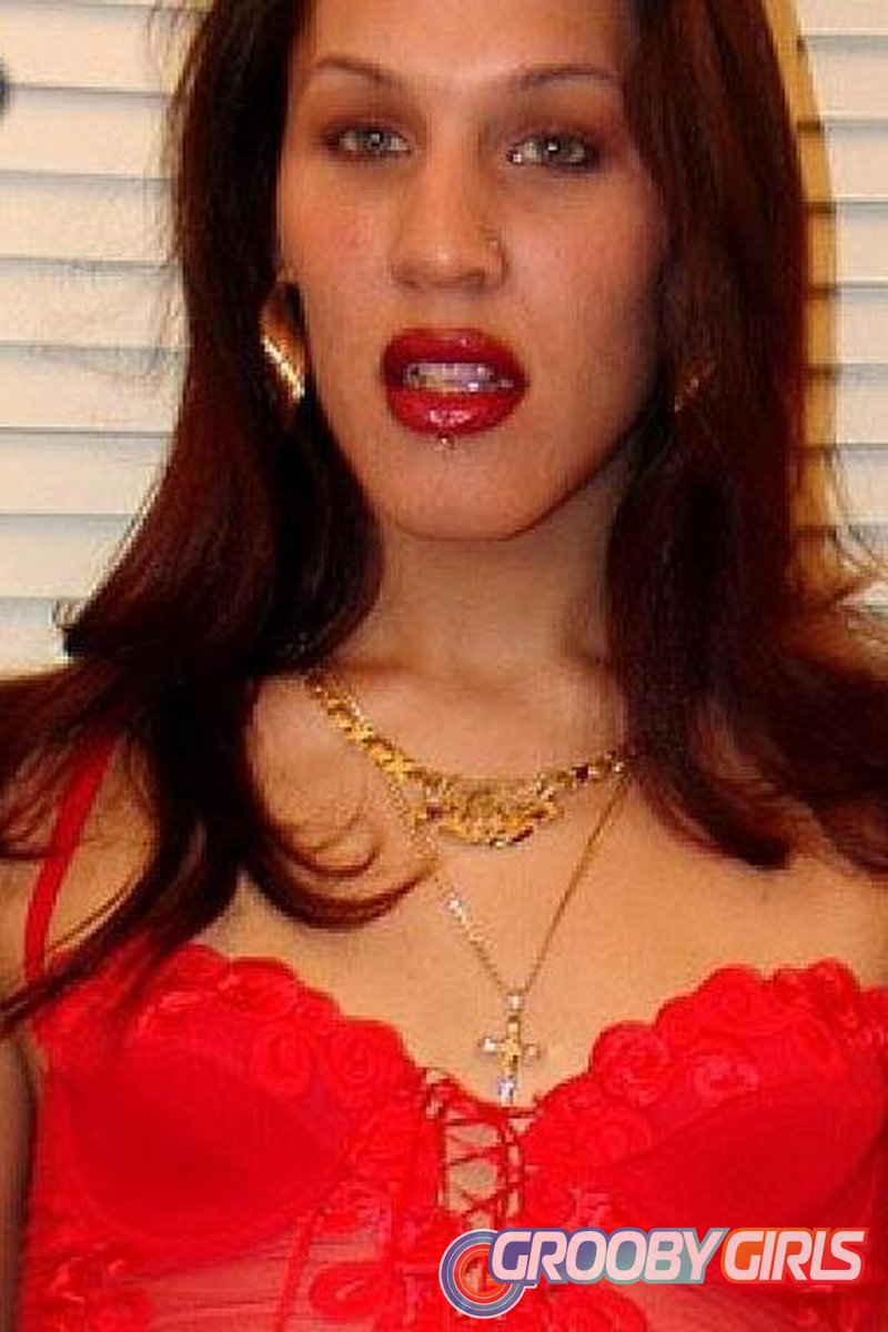 Your Hot Secretary Ruby! - Screenshot 1 of 4 - Transgender