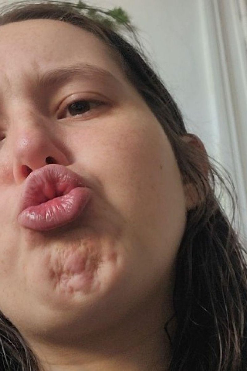 Duck Lips - Screenshot 1 of 4 - Brown Hair