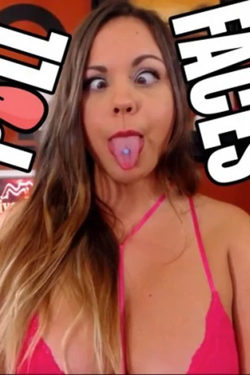 Pull Faces Silliness - Screenshot 1 of 4 - Curvy