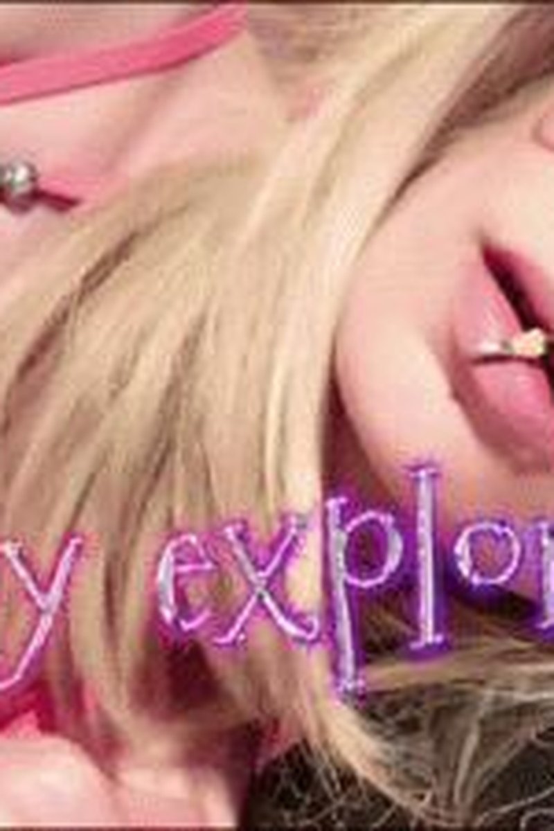 Tiny Explorer Custom - Screenshot 1 of 4 - Ass Fetish