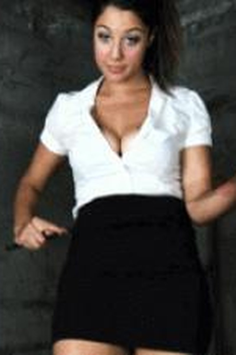 Physical Training - Screenshot 1 of 4 - Femdom