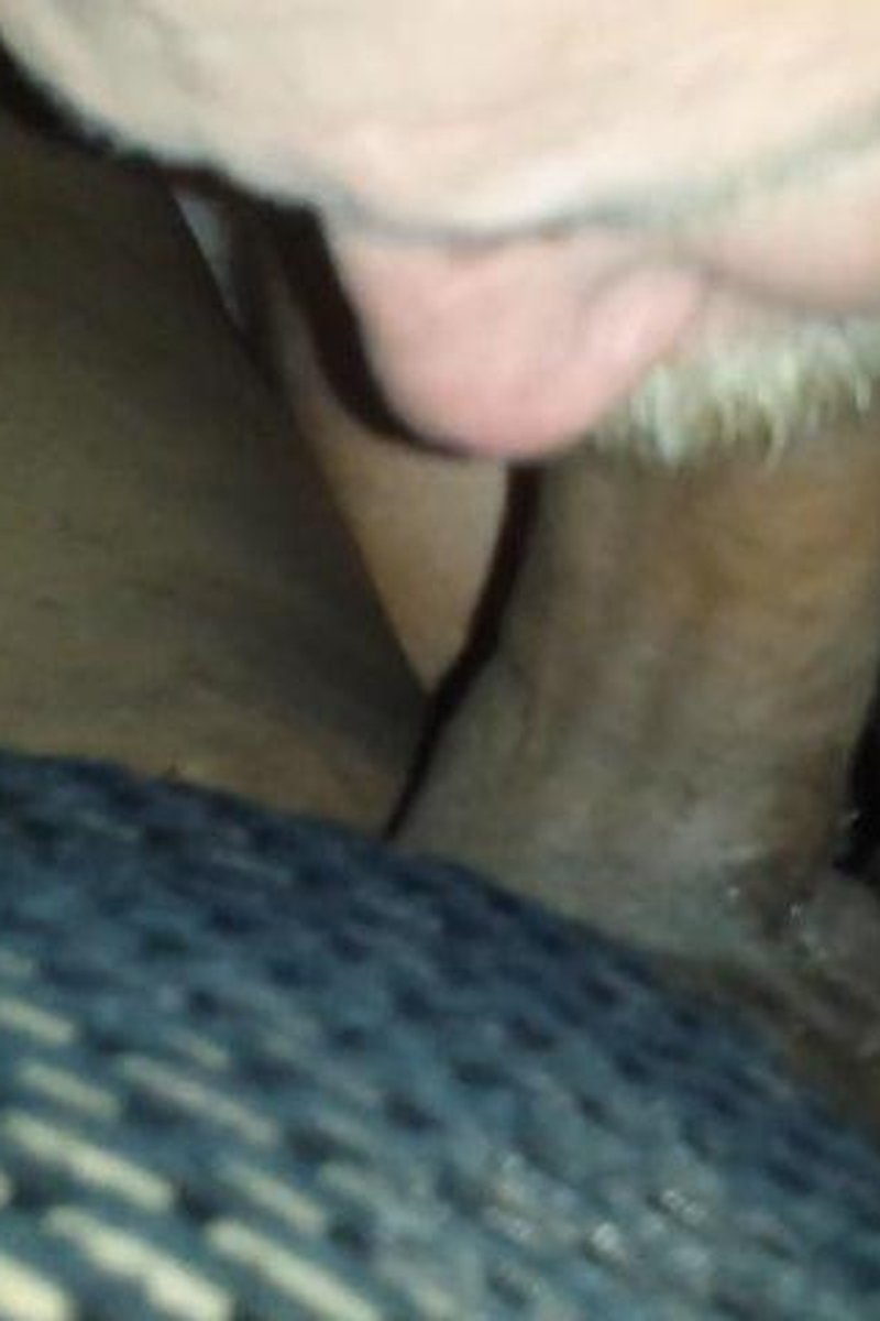 Bearded Bro - Screenshot 1 of 4 - Oral Fixation