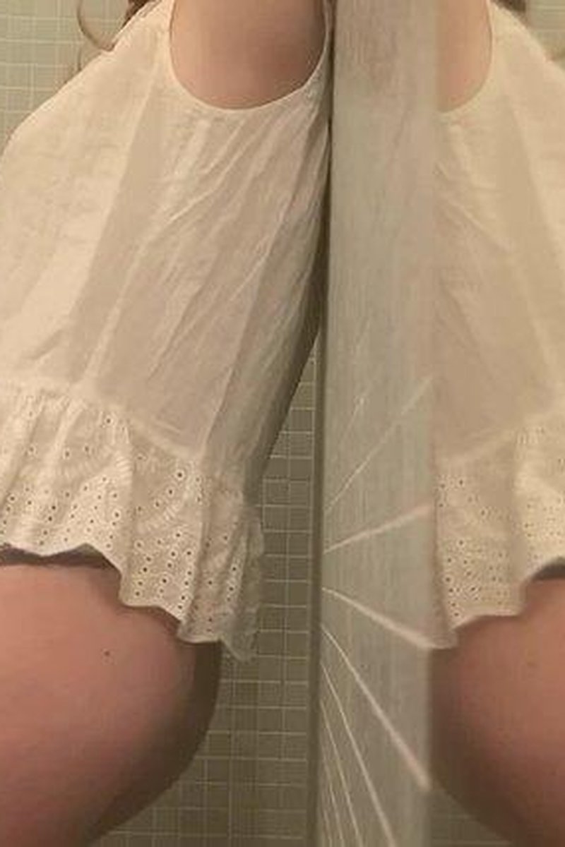 Romantic Shower - Screenshot 1 of 4 - Dovile Paris