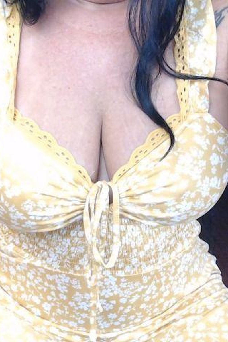 Pec Bouncing Flex Solo Double - Screenshot 1 of 4 - Medium Tits
