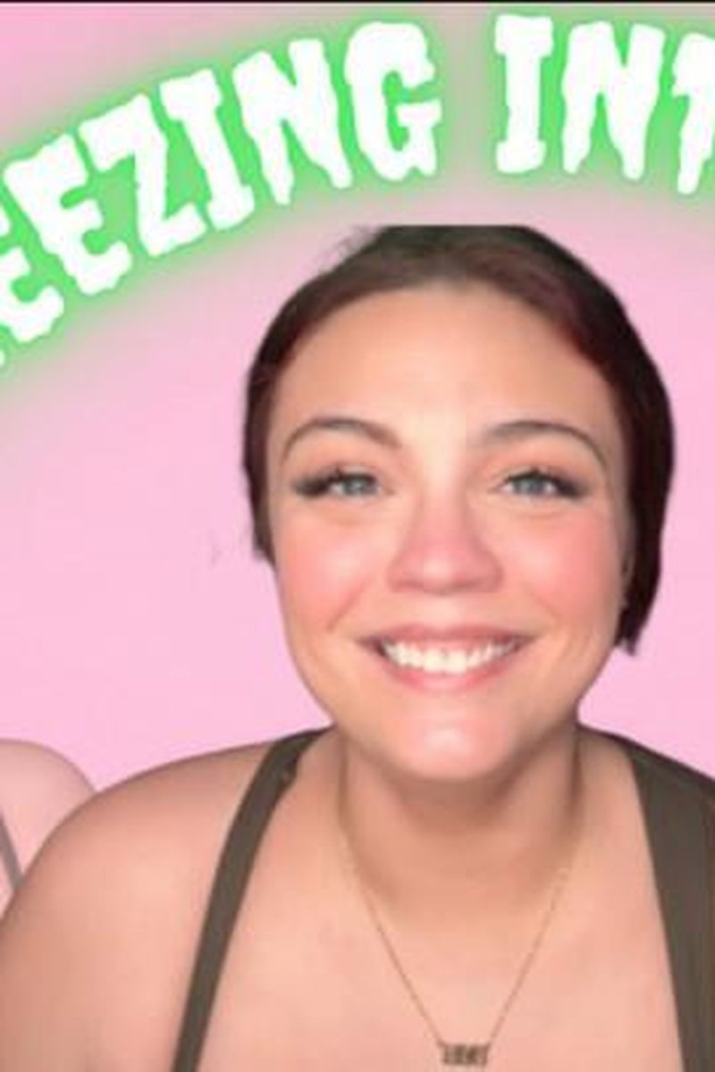 Sneezing Interview - Screenshot 1 of 4 - Face Fetish