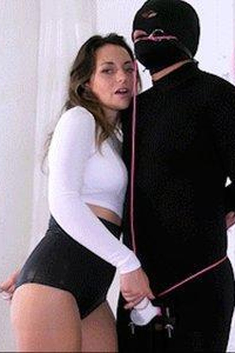 Good Posture Torment - Screenshot 1 of 4 - Bondage