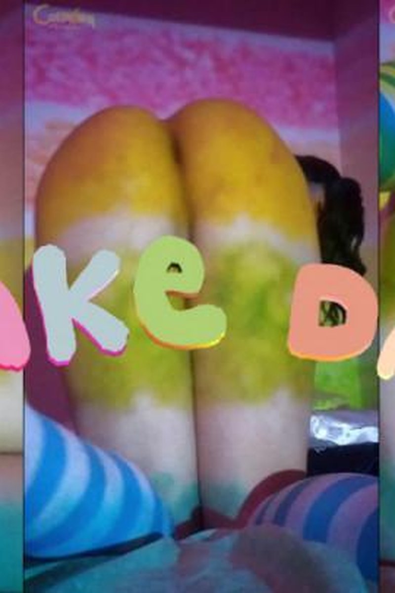 Cake Day - Screenshot 1 of 4 - Ass Fetish