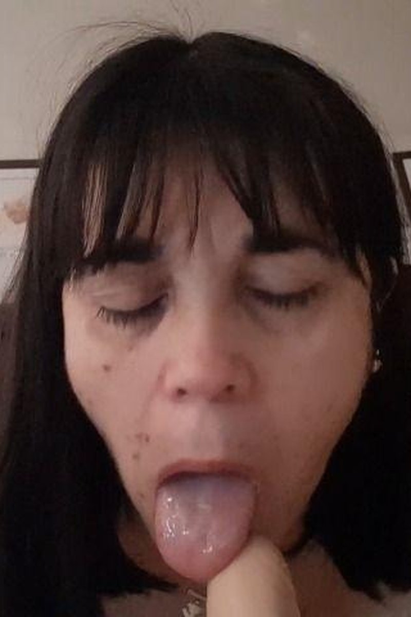 Dirty Step-Mom POV Blowjobs To Step-Son - Screenshot 1 of 4 - Blowjob