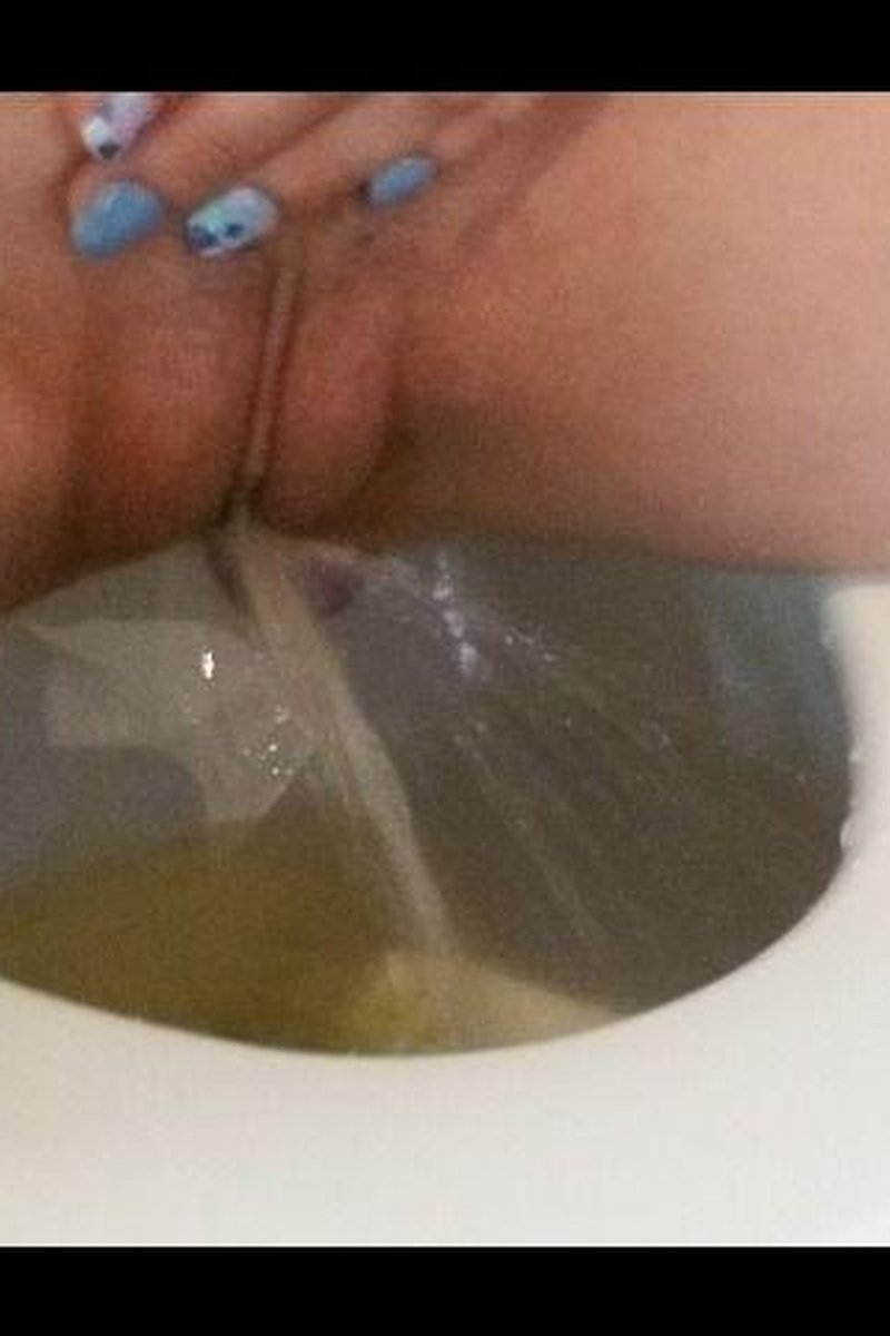Pee Pee - Screenshot 1 of 4 - Femdom