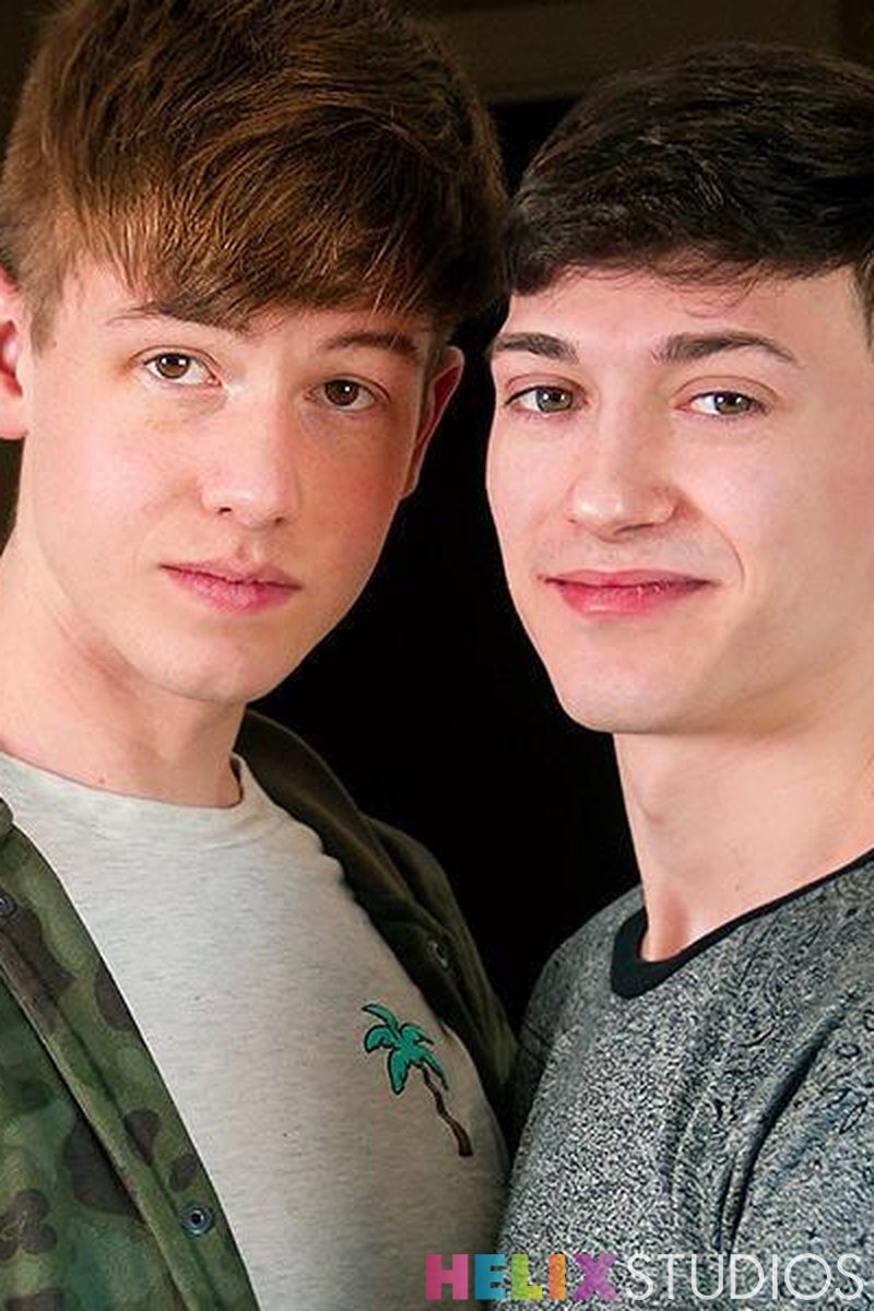 Two Big Twinks - Screenshot 1 of 4 - American