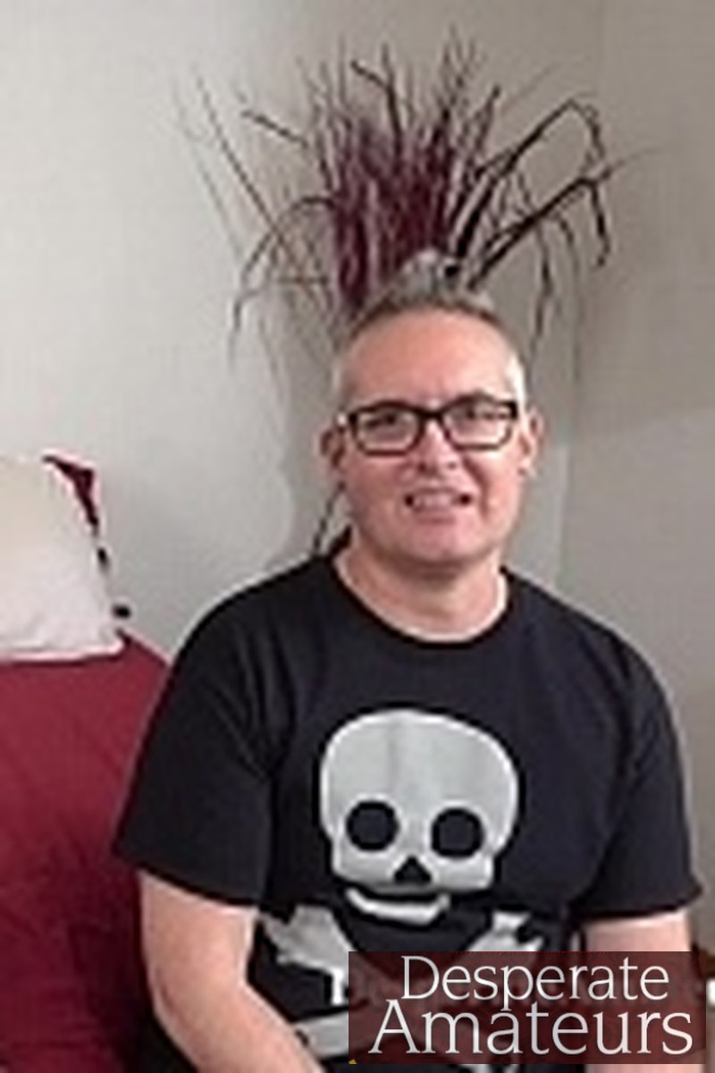 Trinity - Screenshot 1 of 4 - Black